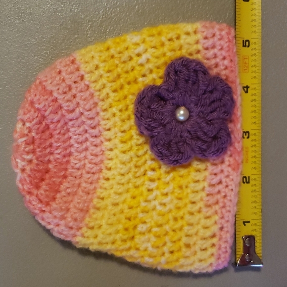 Crochet Hat Newborn - Picture 2 of 3
